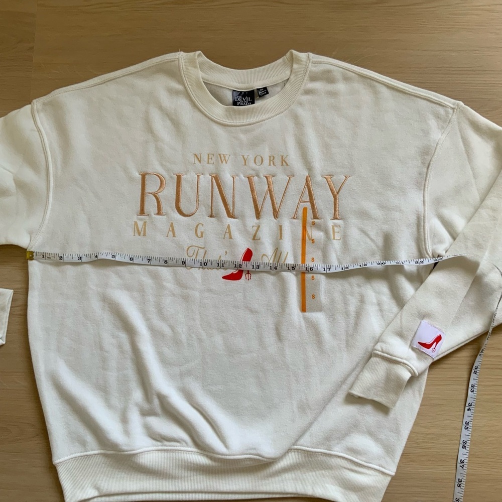 New York Runway Magazine Thats All Embroidered Shirt - Picture 3 of 6